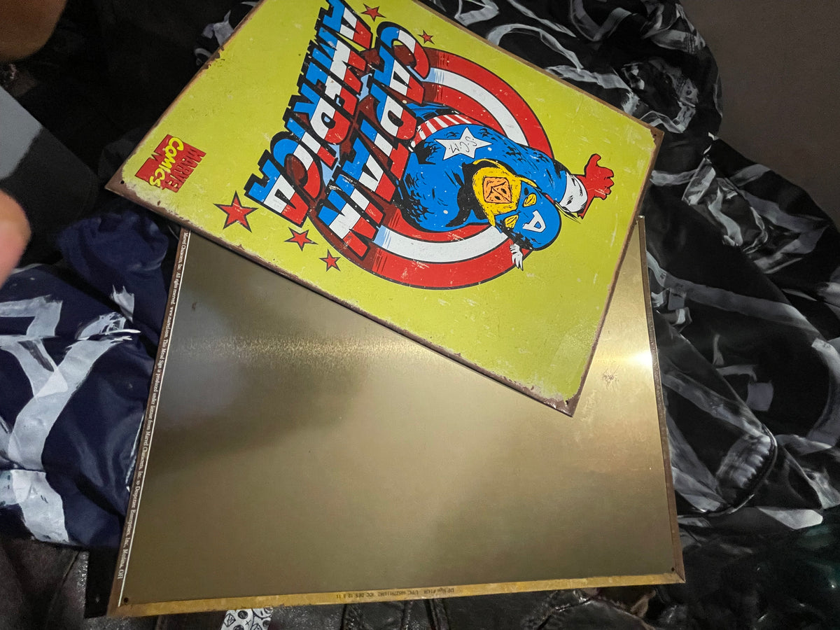 MAR VELVET TIN POSTER SET